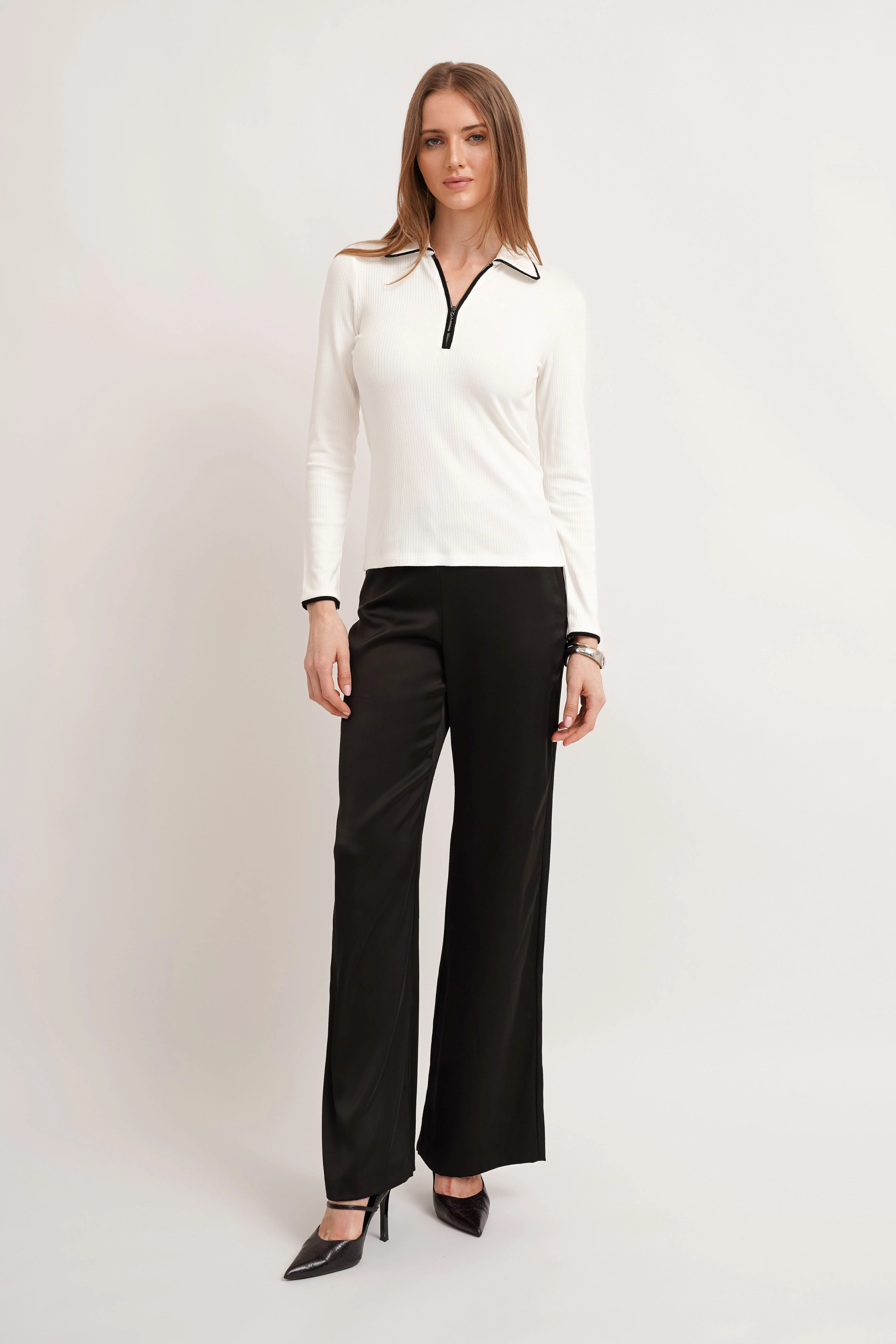 The Contrast Trim Zip Top - Image 3