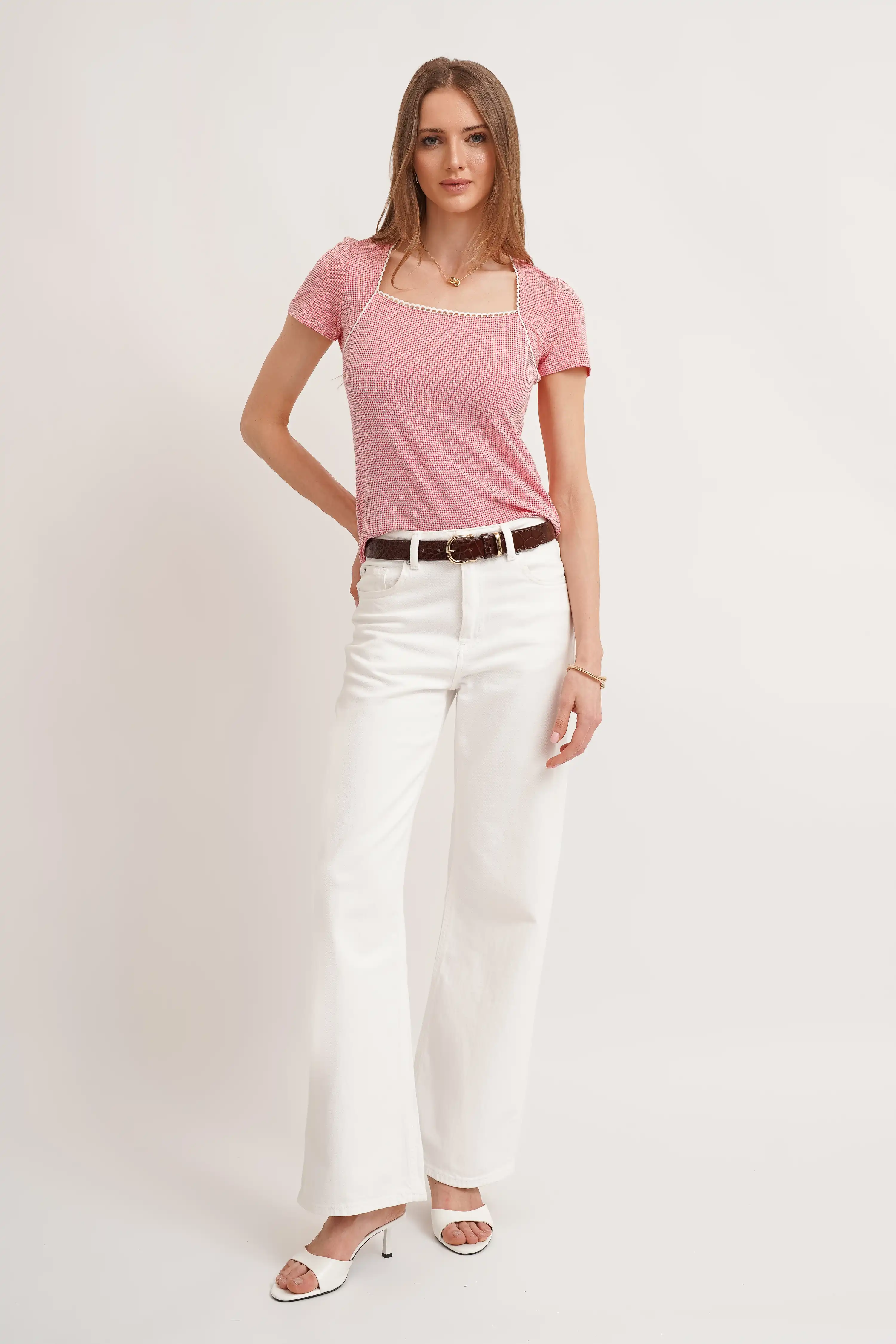 The Gingham Trim Scoop Tee - Image 3