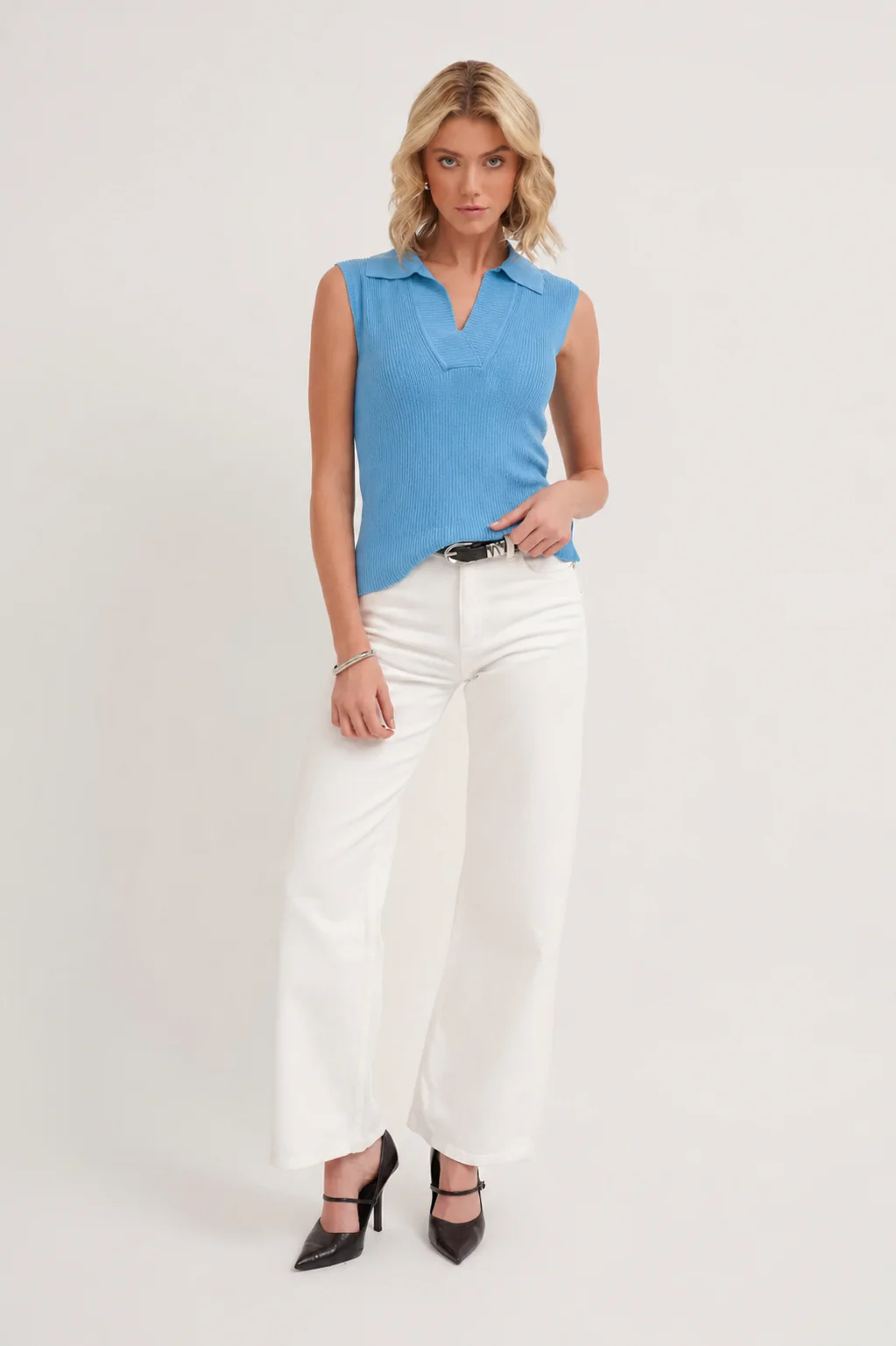 The Sleeveless Polo Knit - Image 3